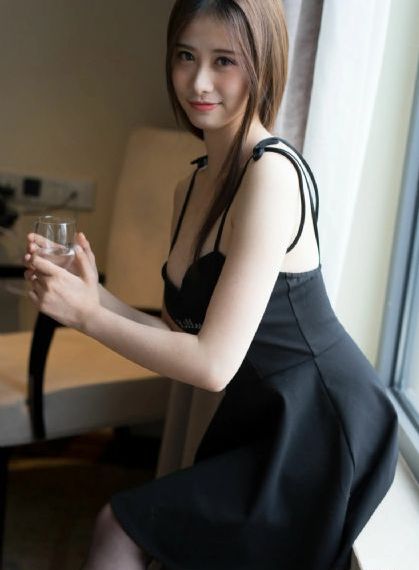 特级欧美aa片在线观看_十万网红美女美酱